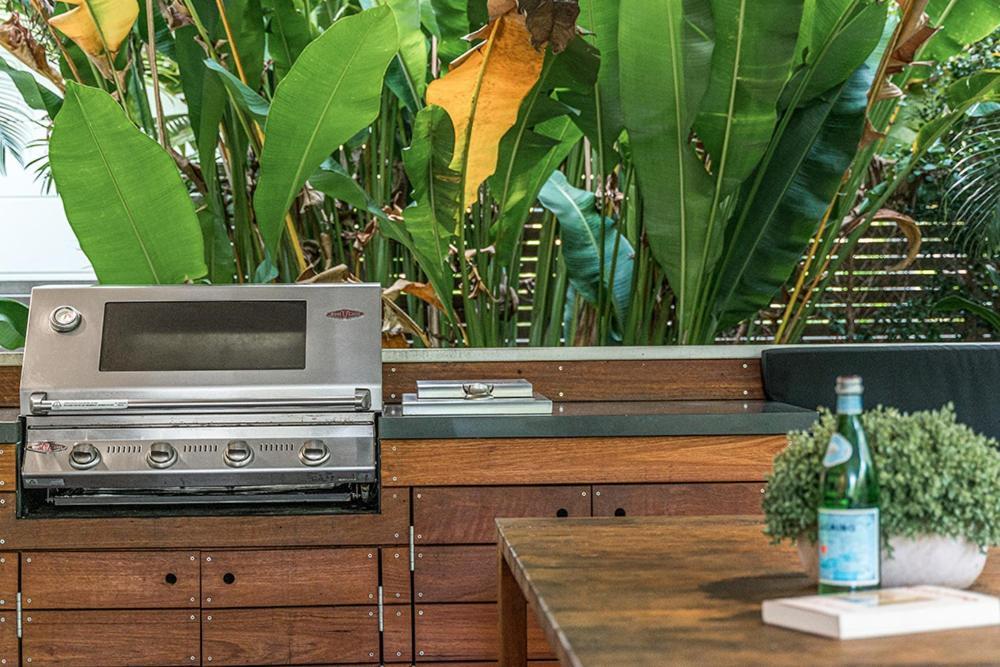 Kaylani Beach House 1 バイロンベイ エクステリア 写真
